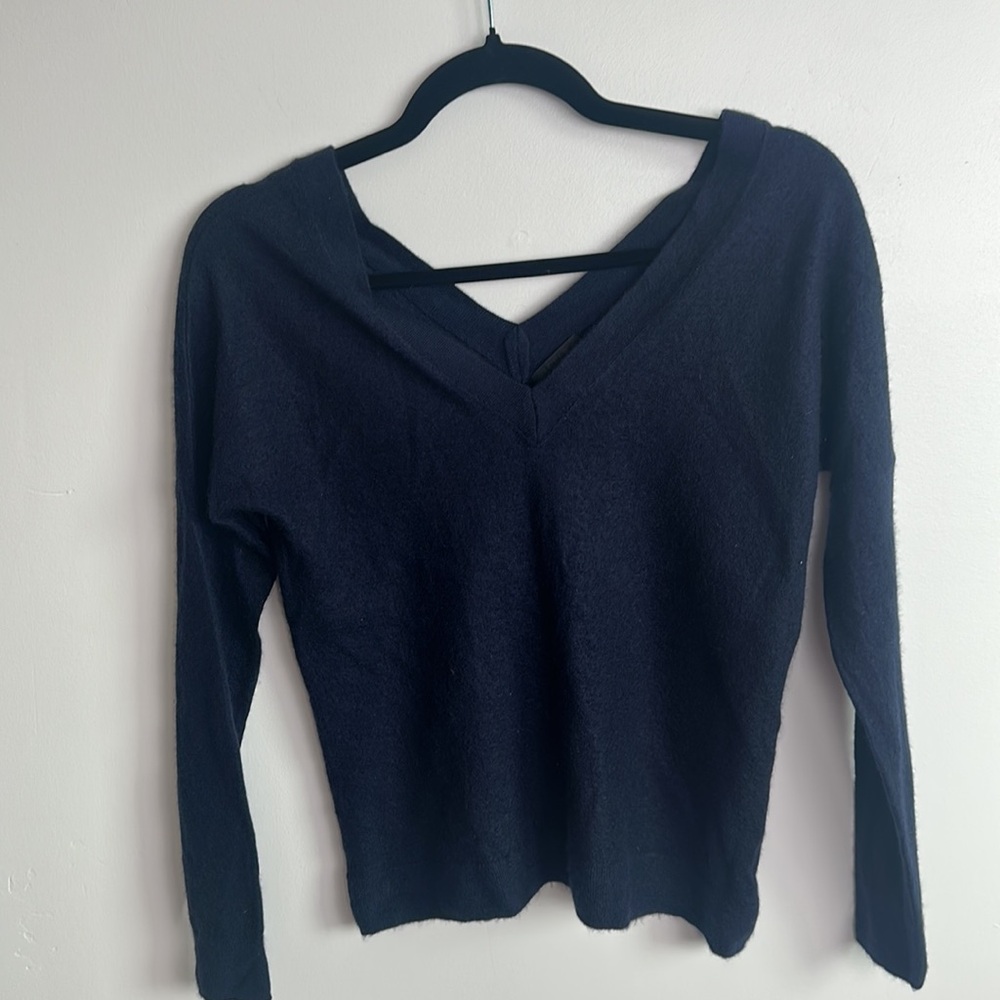 J Crew 100% Italian Cashmere Double V Neck Fitted Navy Sweater Size Medium
